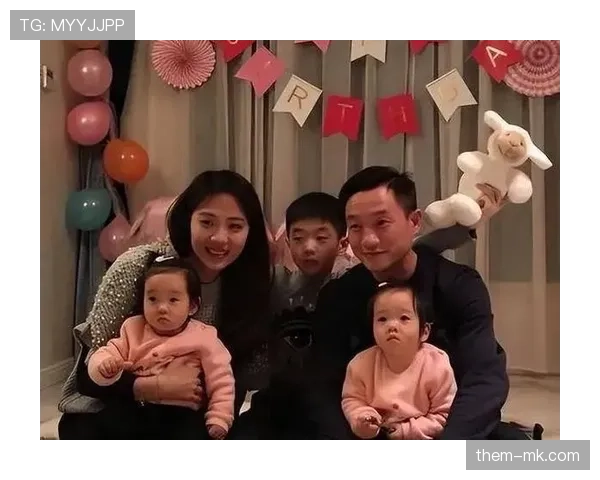 杨威赛场上像个超人,私下居然天天被家里“打败”了? 杨威赛场上像个超人,私下居然天天被家里“打败”了?